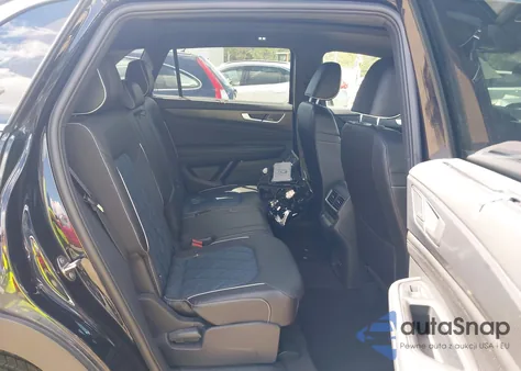 2024 Volkswagen Atlas Cross Sport 2.0T Sel Premium R-Line из США, поврежденный, VIN 1V2FE2CA4RC229125